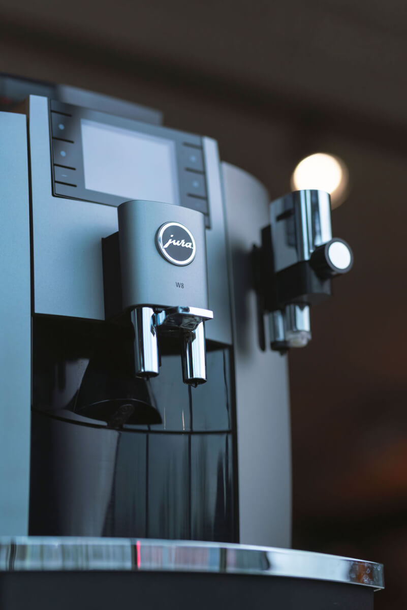 Vos Koffie - Jura W8 2